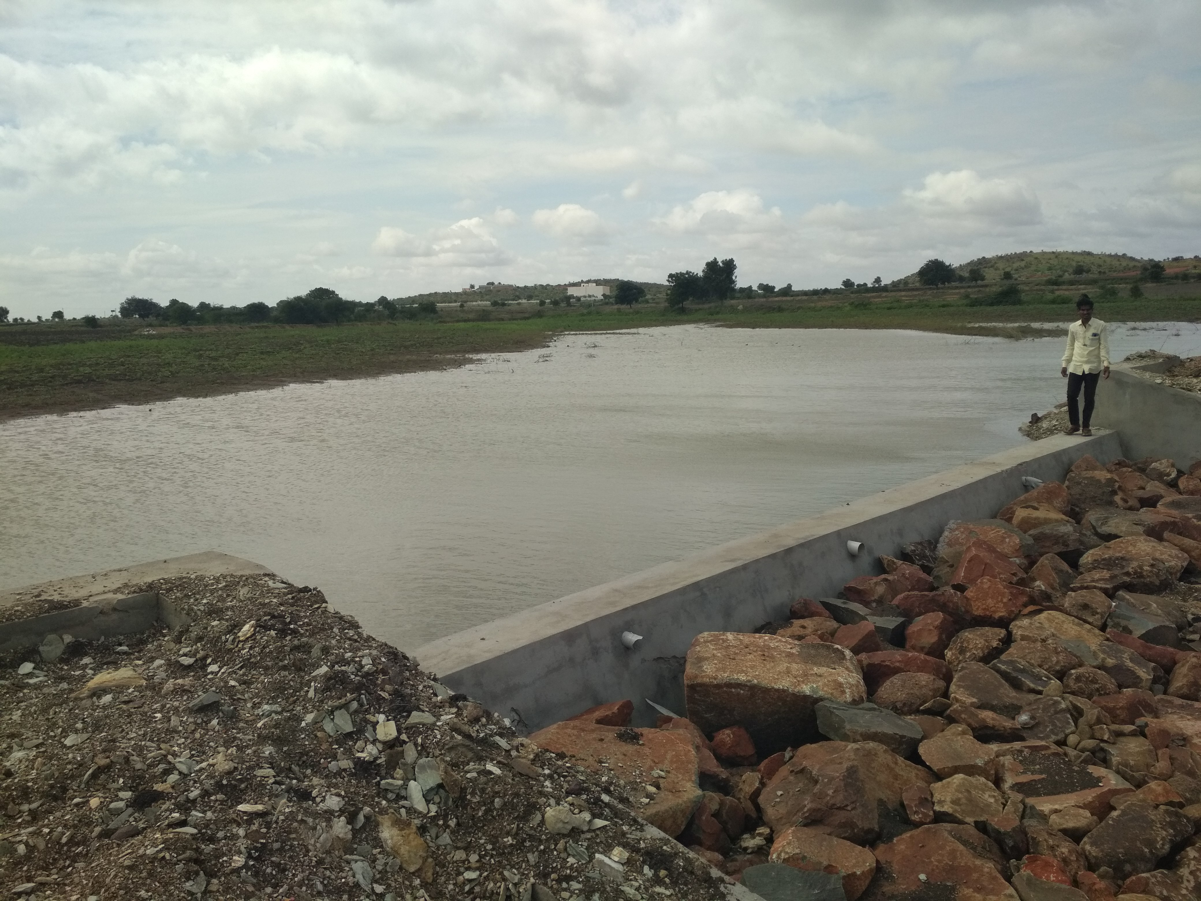 EFS_India project_new pond and dam