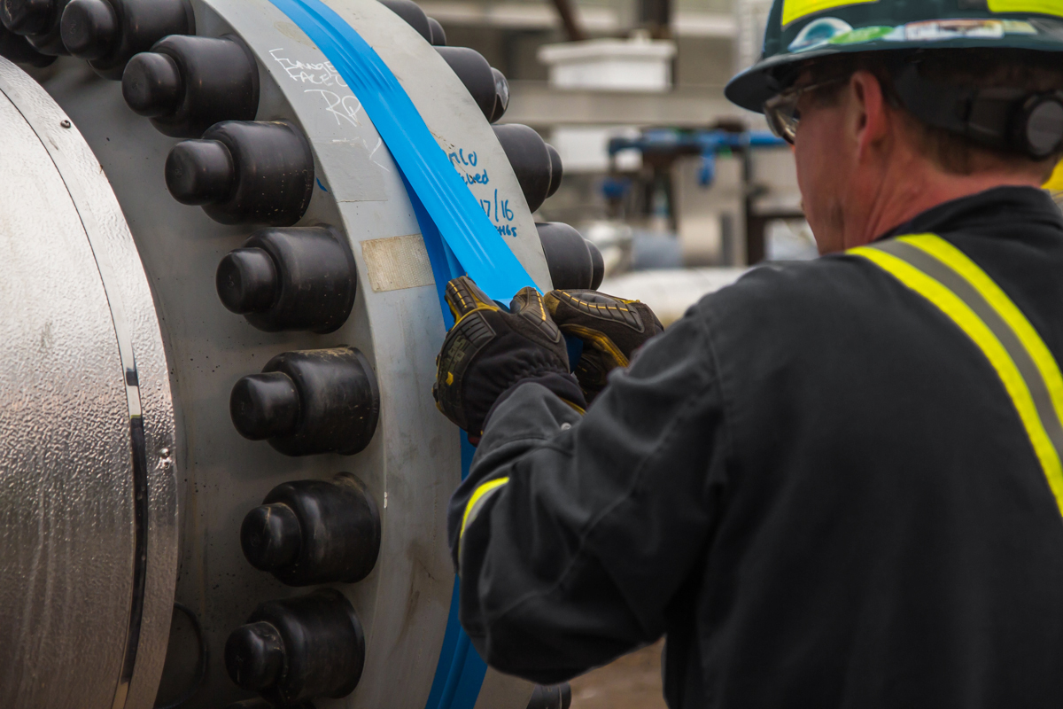 P&M Nitrogen helium leak detection