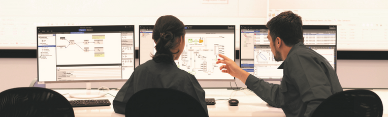 Workers with HMI Screen