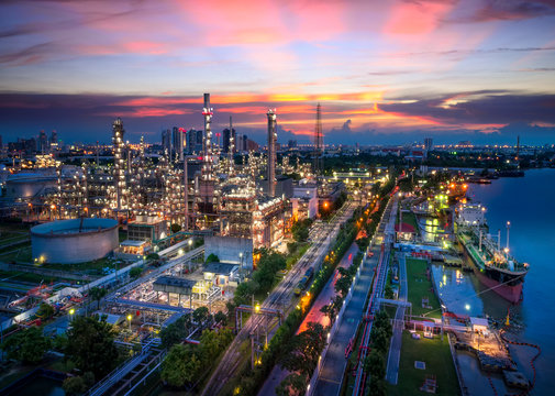 refineries_and_petrochemical_plants_istock-943356040_51_1.jpg