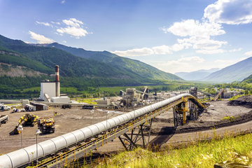 Mining _ How energy technology is helping mining to decarbonize.jpg