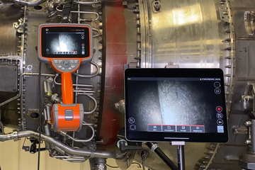 Mentor Flex video borescope attached to engine and iPad demonstrating High Dynamic Range improved visibility.