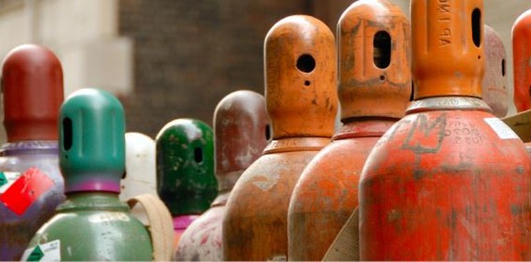 Gas cylinders Panametrics