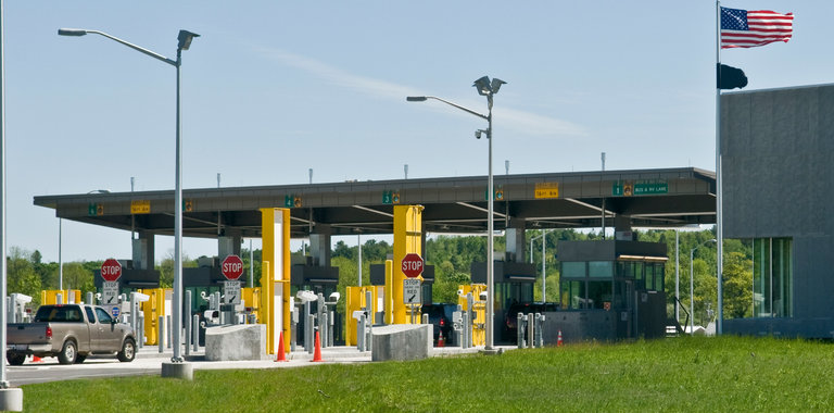 us border customs check point