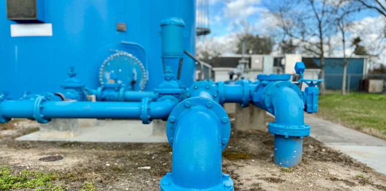 Panametrics liquid clamp-on ultrasonic flowmeter optimizes water network and monitors water leakage