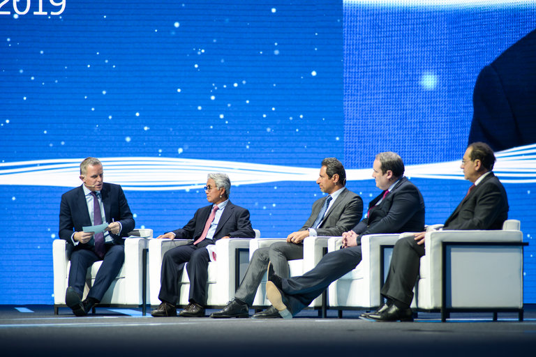 Panel Discussion, Day 1: Moderated by Steve Sedgwick, CNBC, MINISTERIAL PANEL image